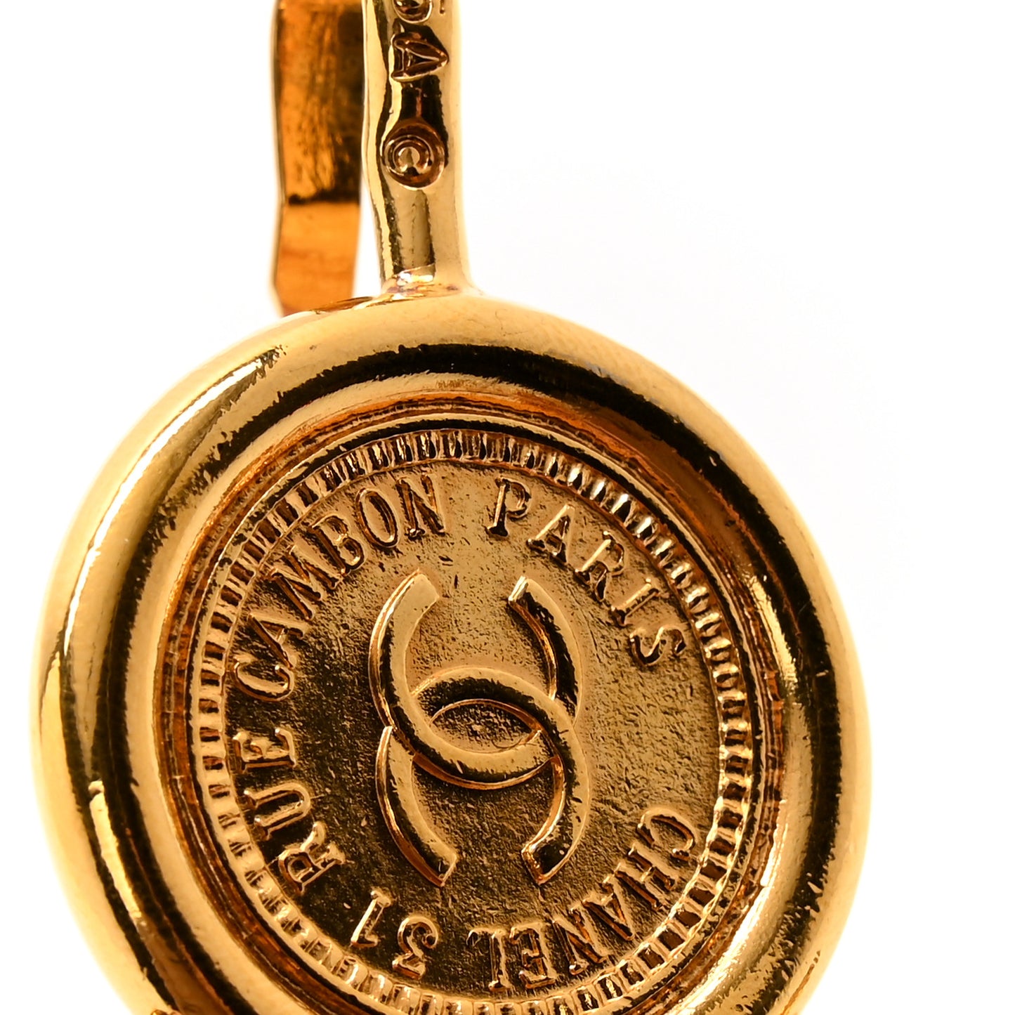 Metal Medallion CC Triple Chain Belt Gold