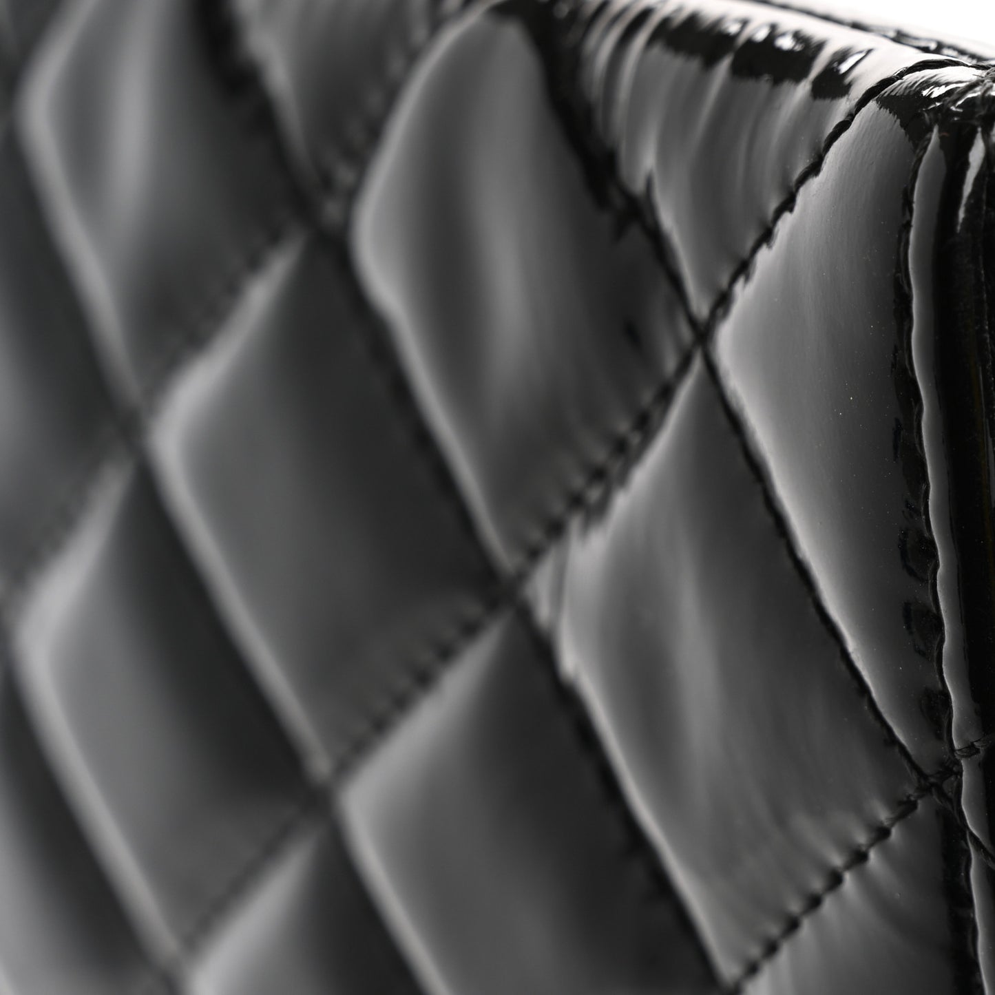 Patent Calfskin Quilted Medium Cosmetic Case Black