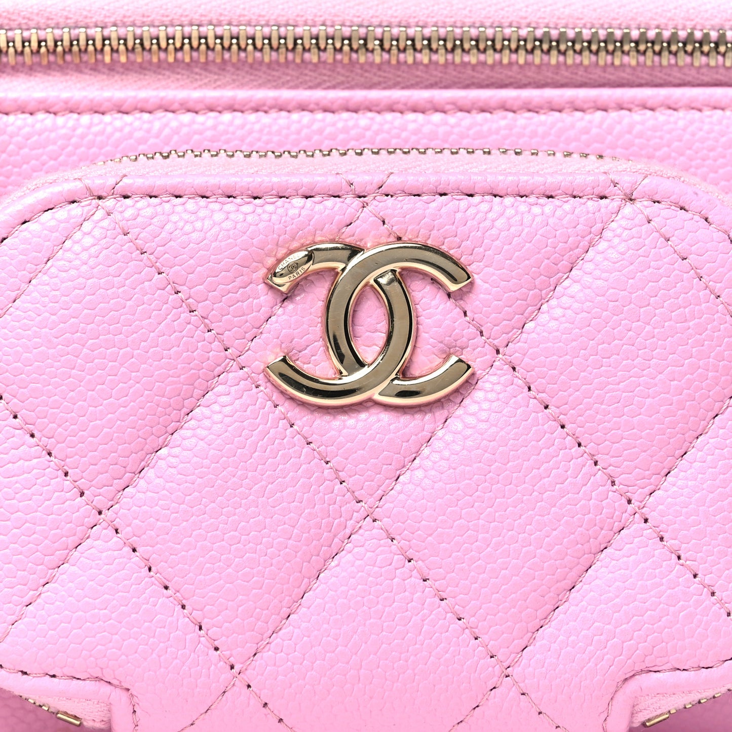 Caviar Quilted Top Handle Pocket Vanity Case Lilac