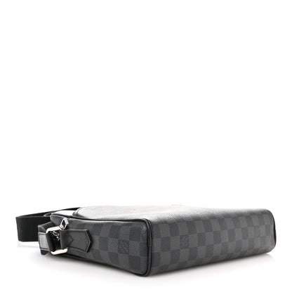 Louis Vuitton Damier Graphite Dayton Reporter PM 4 of 12