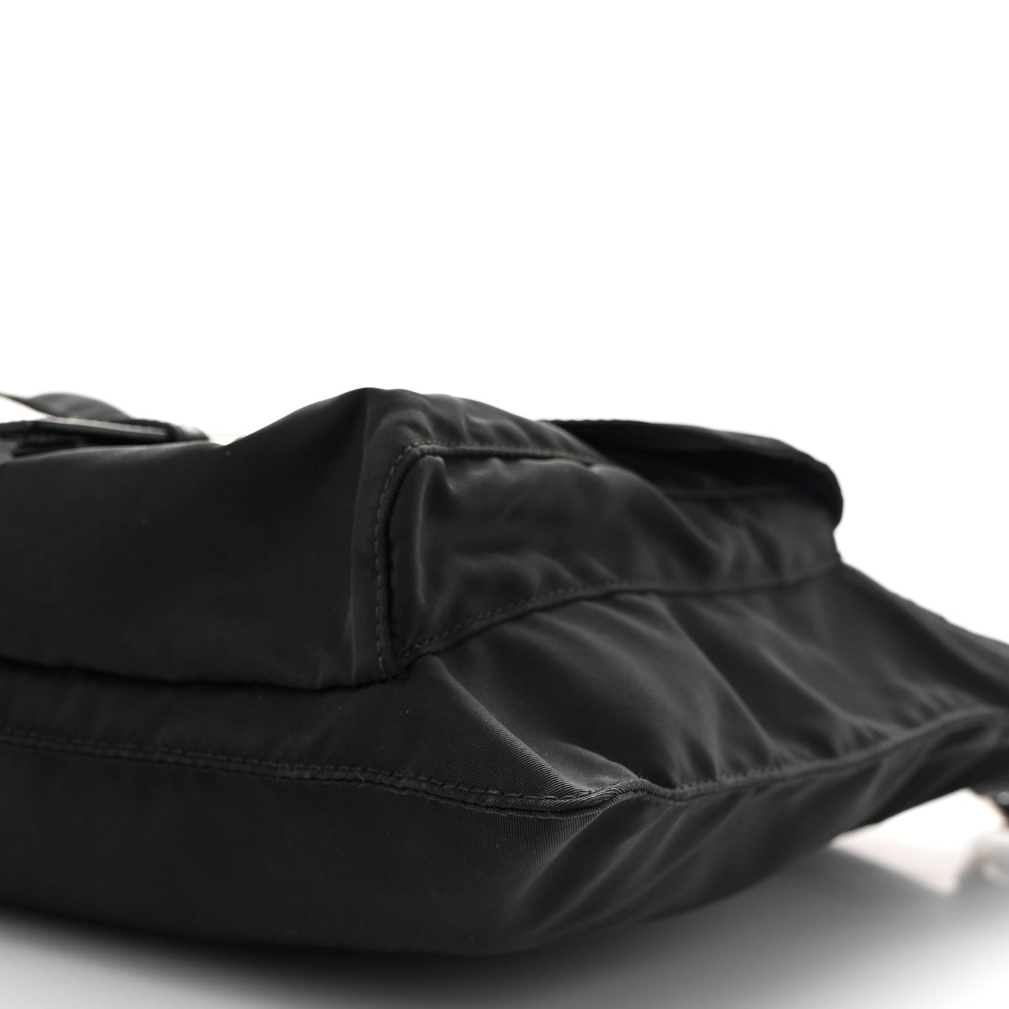 Tessuto Nylon Flat Messenger Bag Black