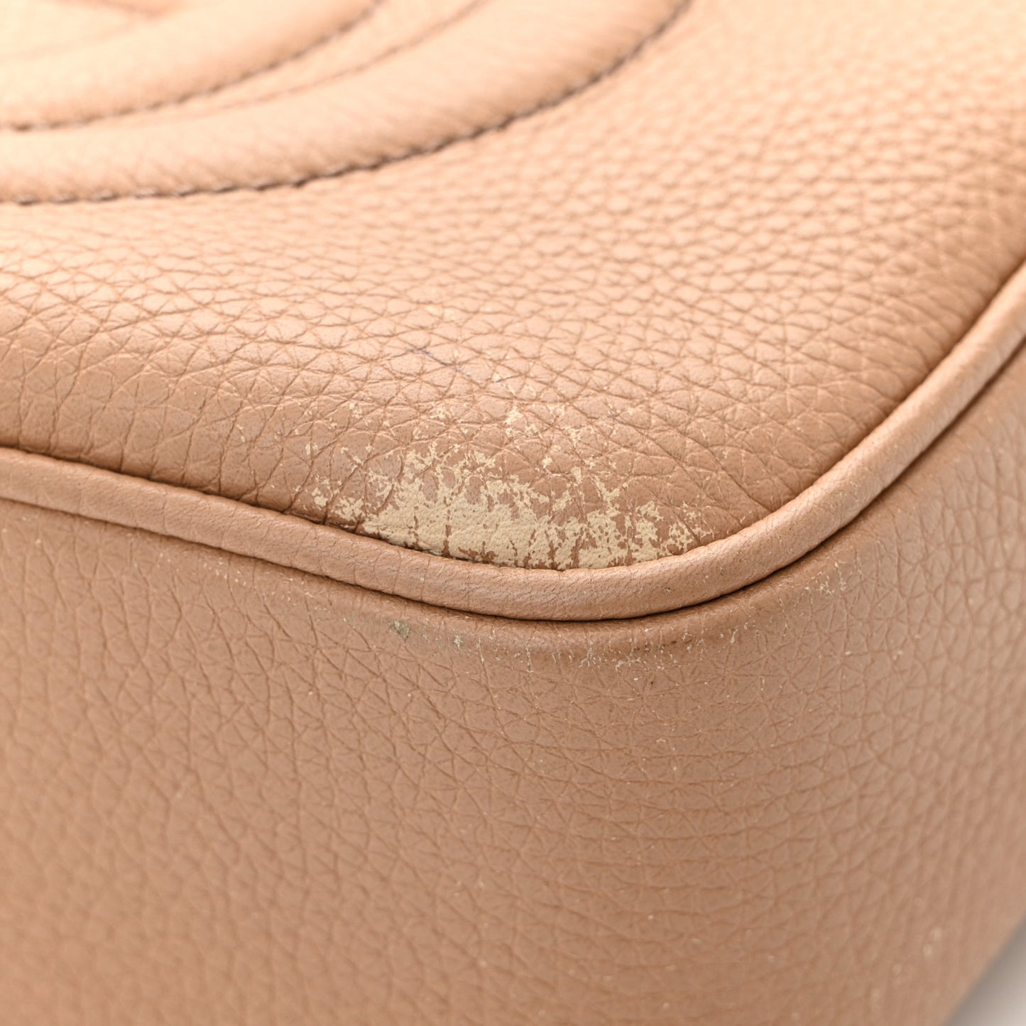 Pebbled Calfskin Small Soho Disco Bag Camelia