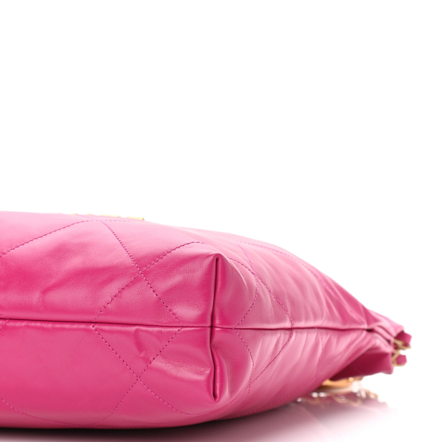 Shiny Calfskin Quilted Small Chanel 22 Fuchsia