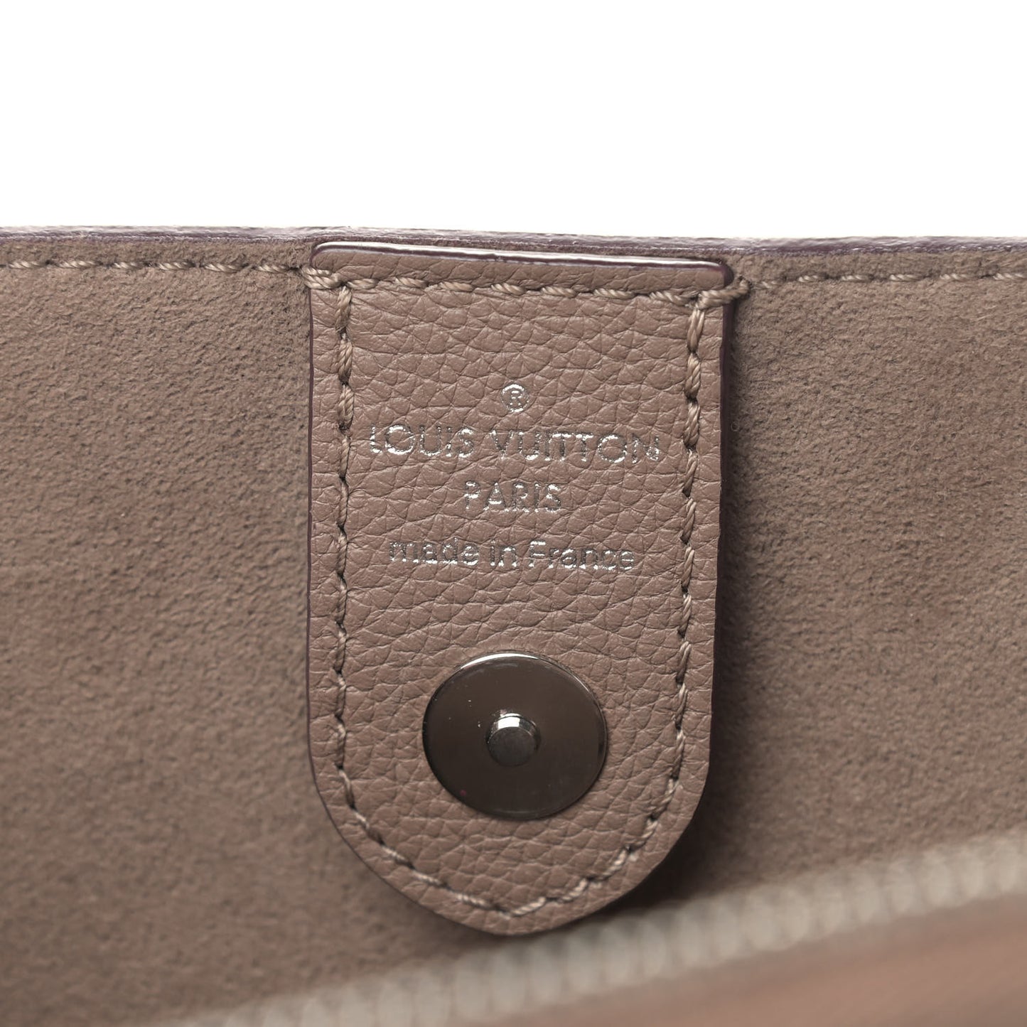 Calfskin Lockmeto Taupe Glace