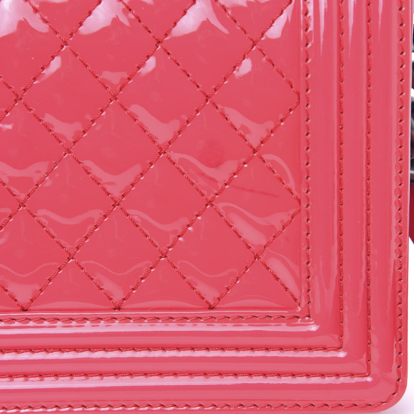 Patent Calfskin Enamel Quilted Medium Boy Flap Pink