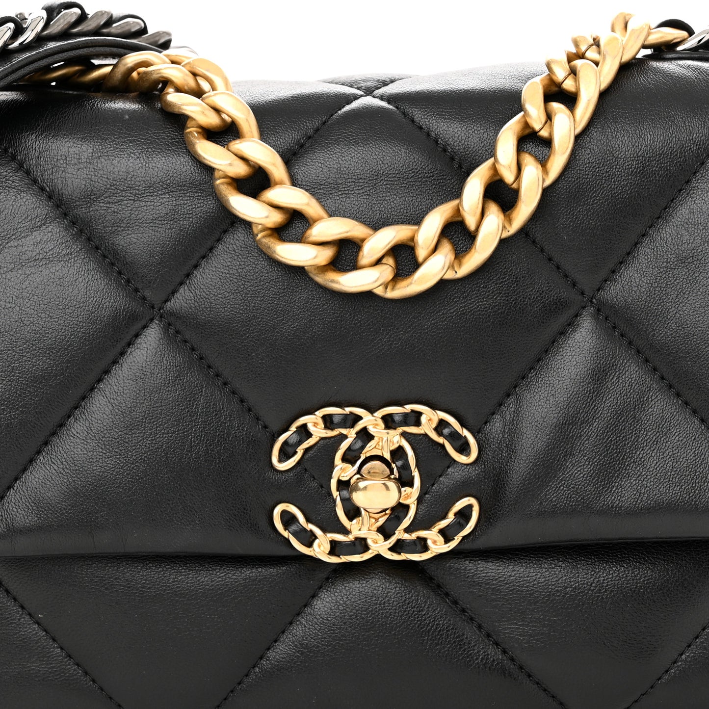 Goatskin Quilted Medium Chanel 19 Flap Black