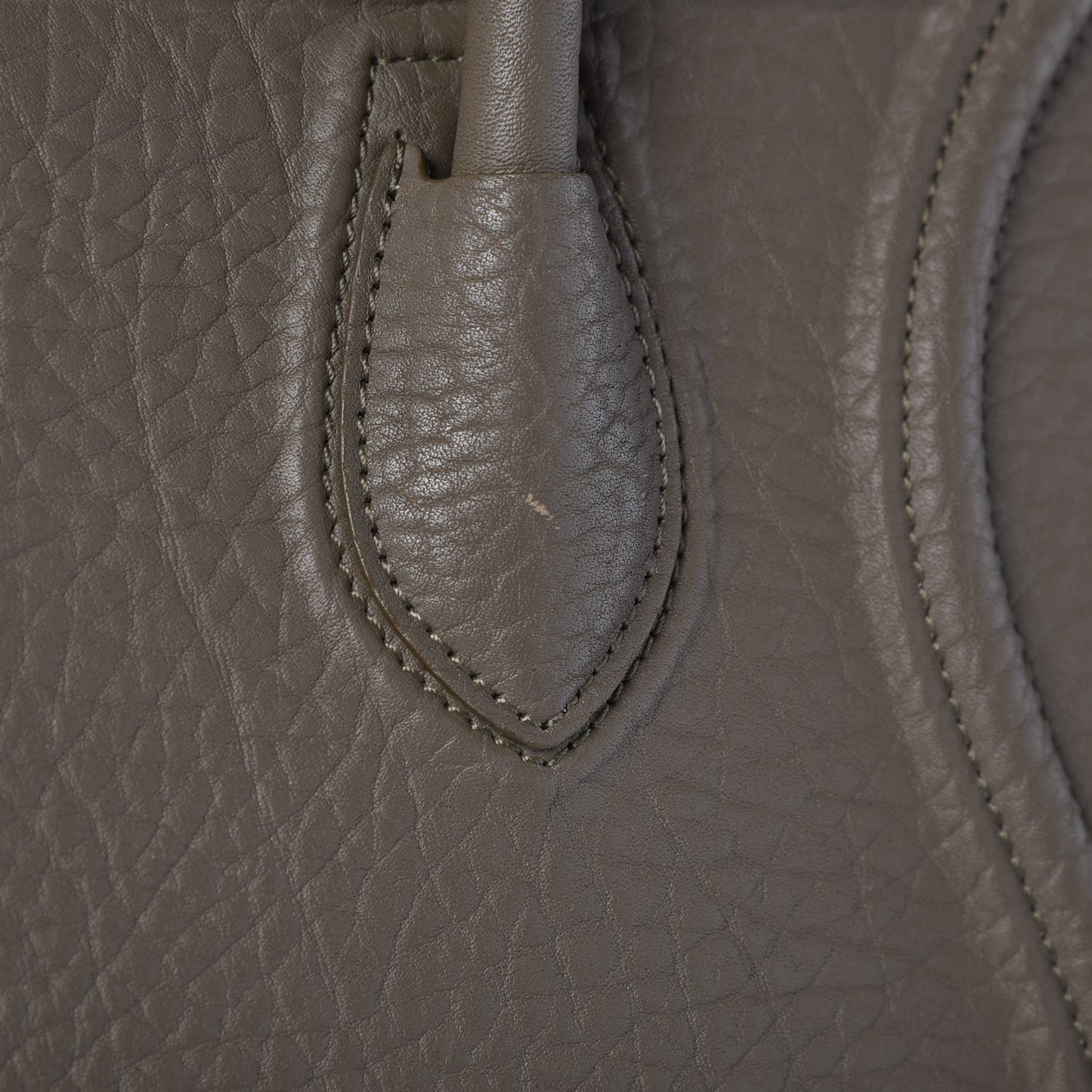 Bullhide Medium Phantom Luggage Taupe