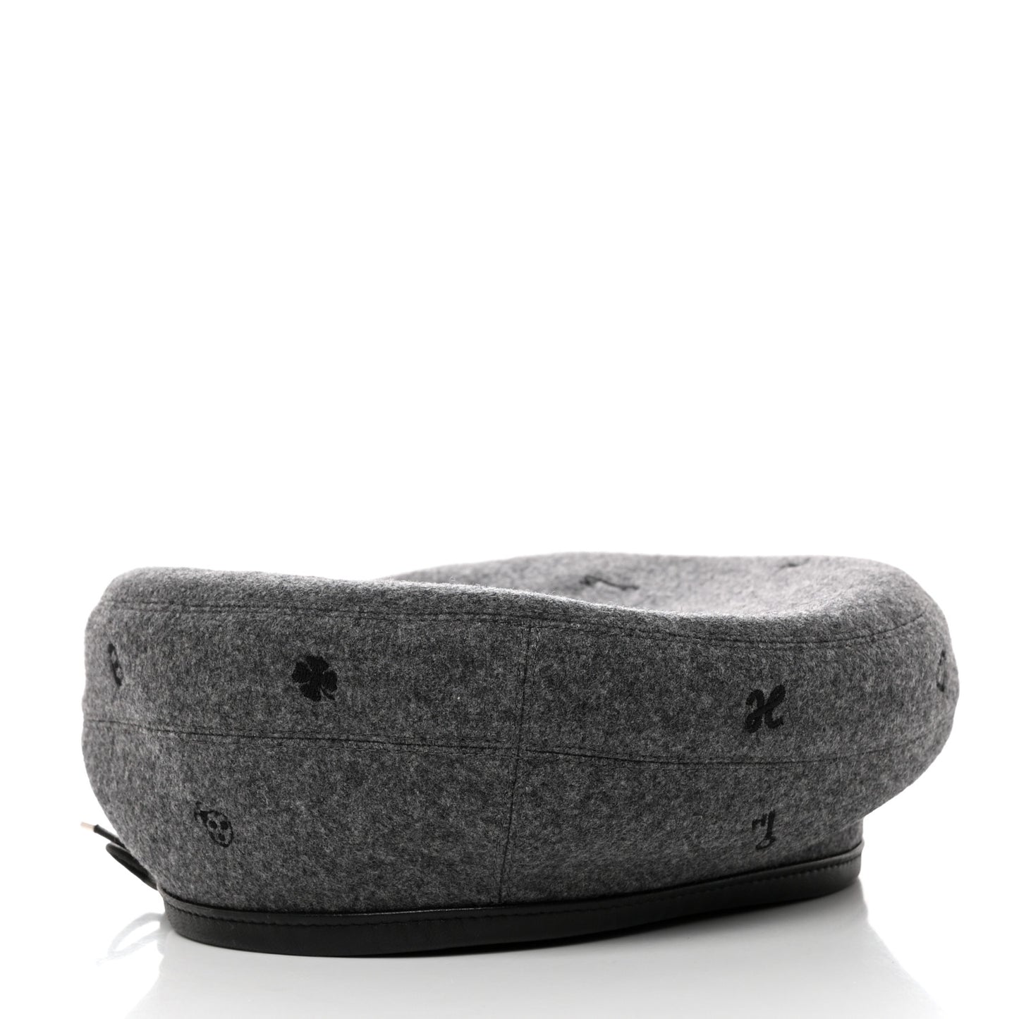 Cashmere Lambskin Saint-Honore Charms Beret 57 Charbon