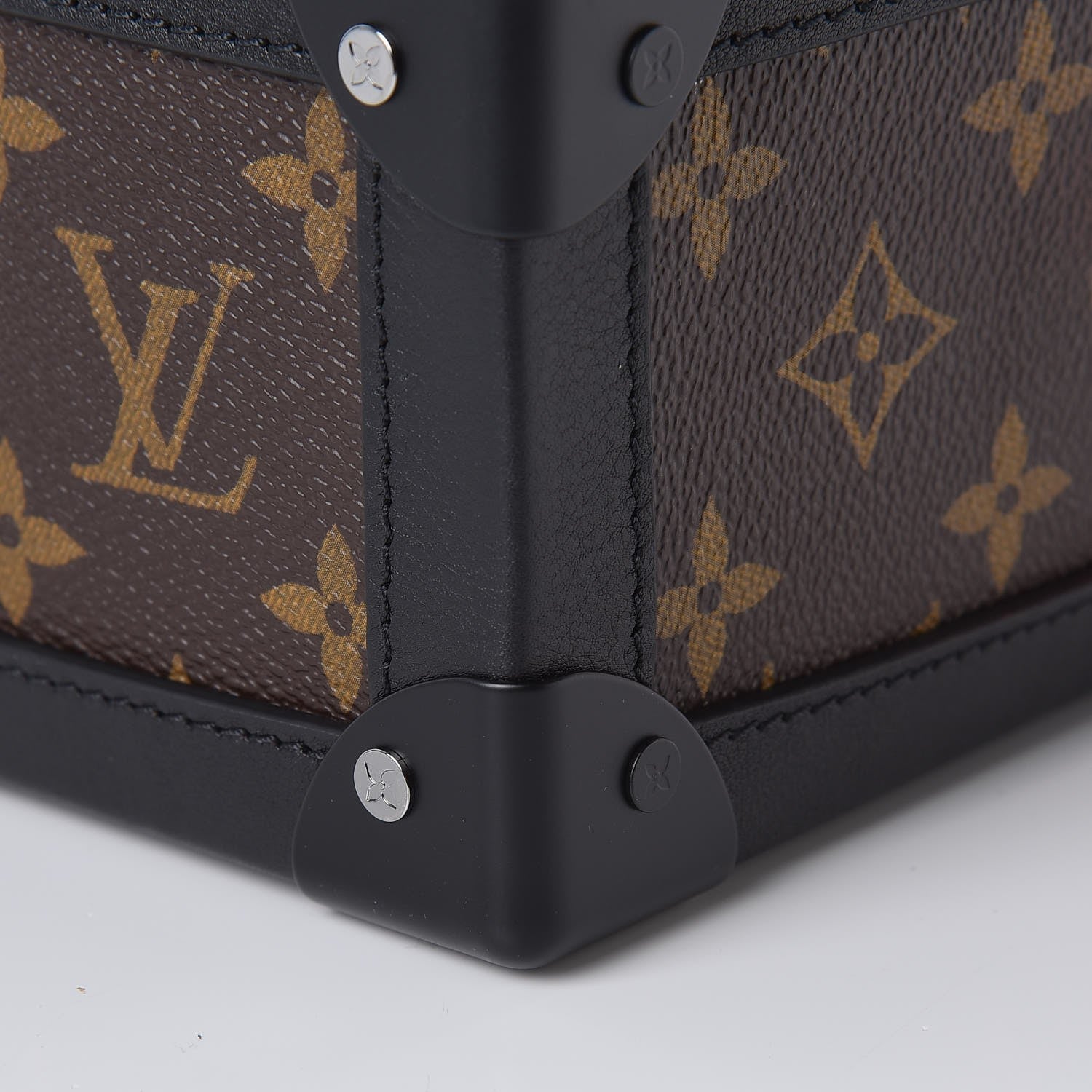 Louis Vuitton Monogram Solar Ray Soft Trunk 11 of 11