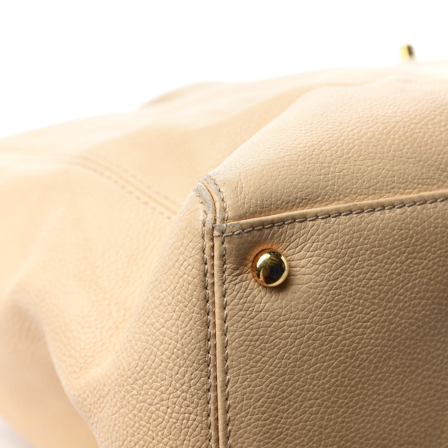 Calfskin Cerf Executive Shopper Tote Beige Clair