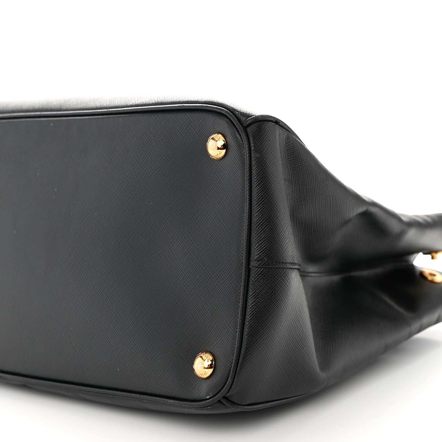 Saffiano Medium Galleria Double Zip Tote Black