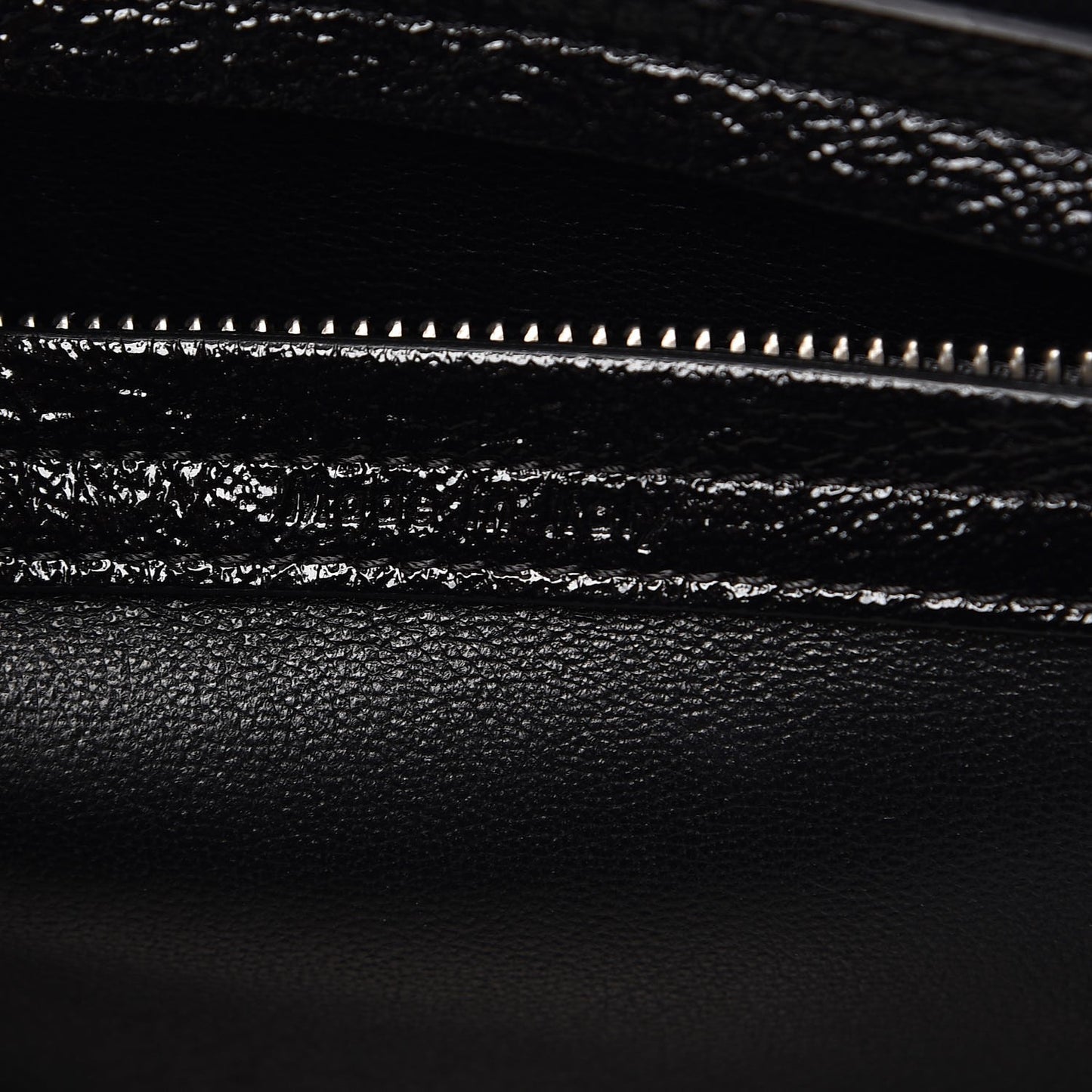 Shiny Goatskin Medium Phantom Luggage Black