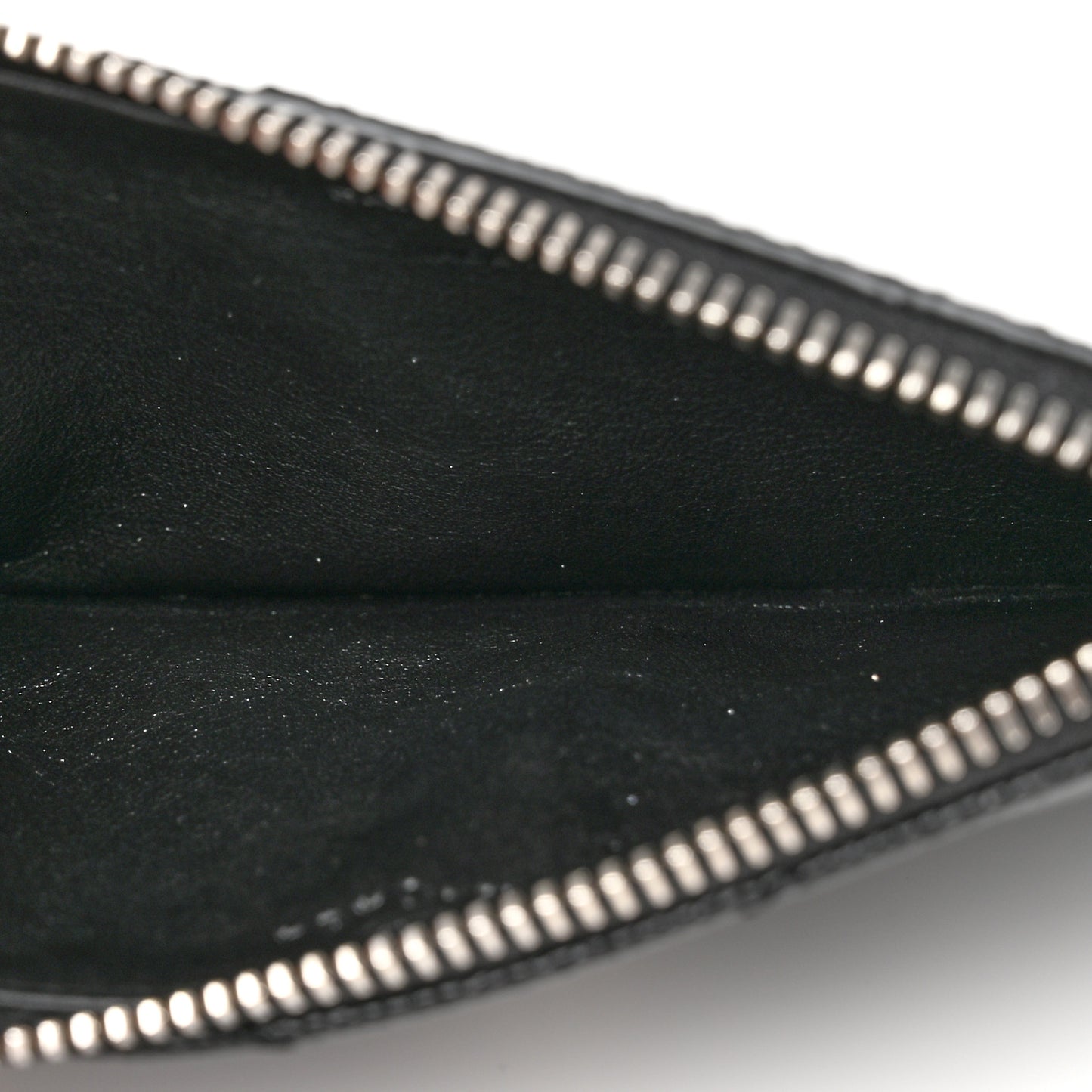 Grain De Poudre Matelasse Chevron Monogram Fragments Zippered Card Case Black