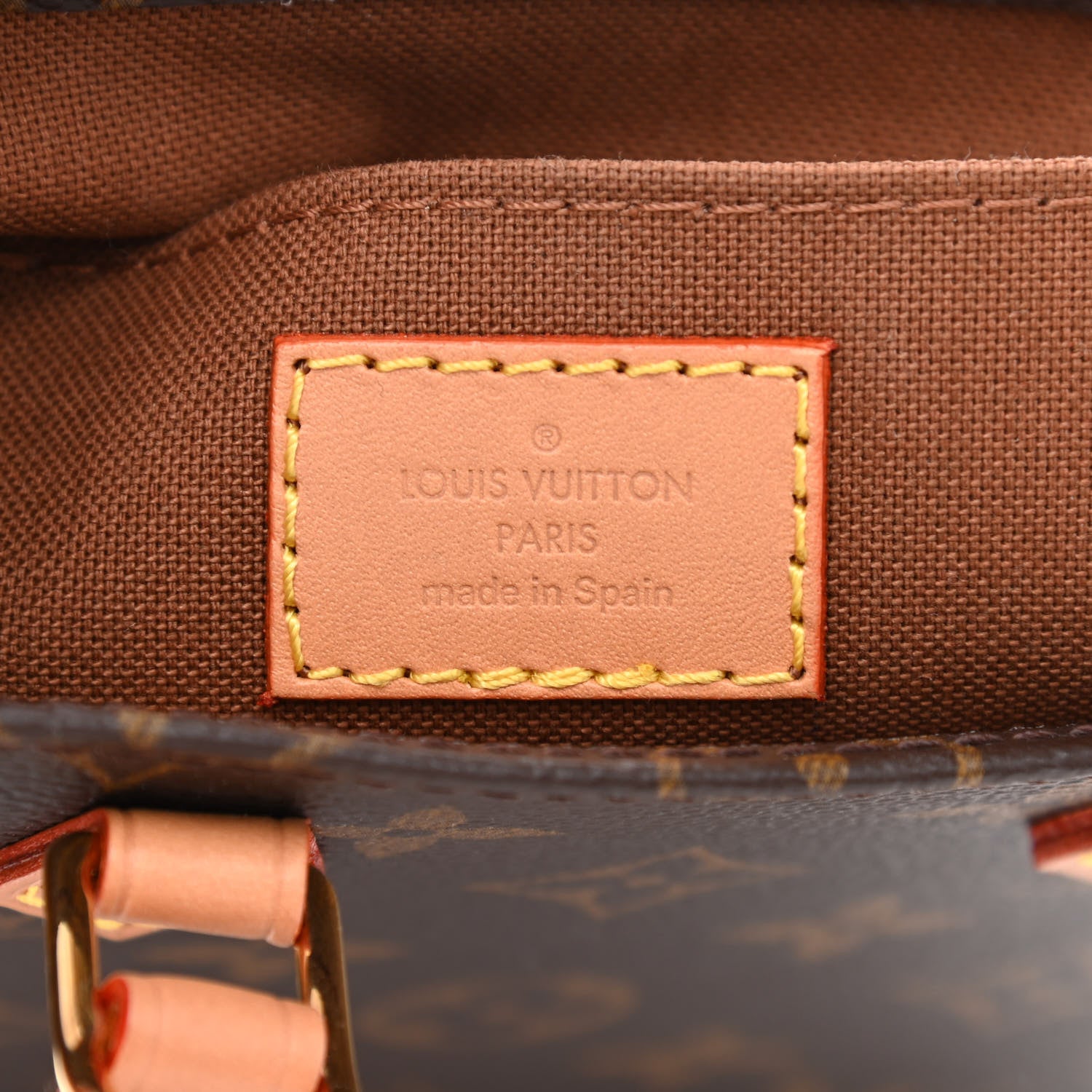 Louis Vuitton Monogram Petit Sac Plat 6 of 8