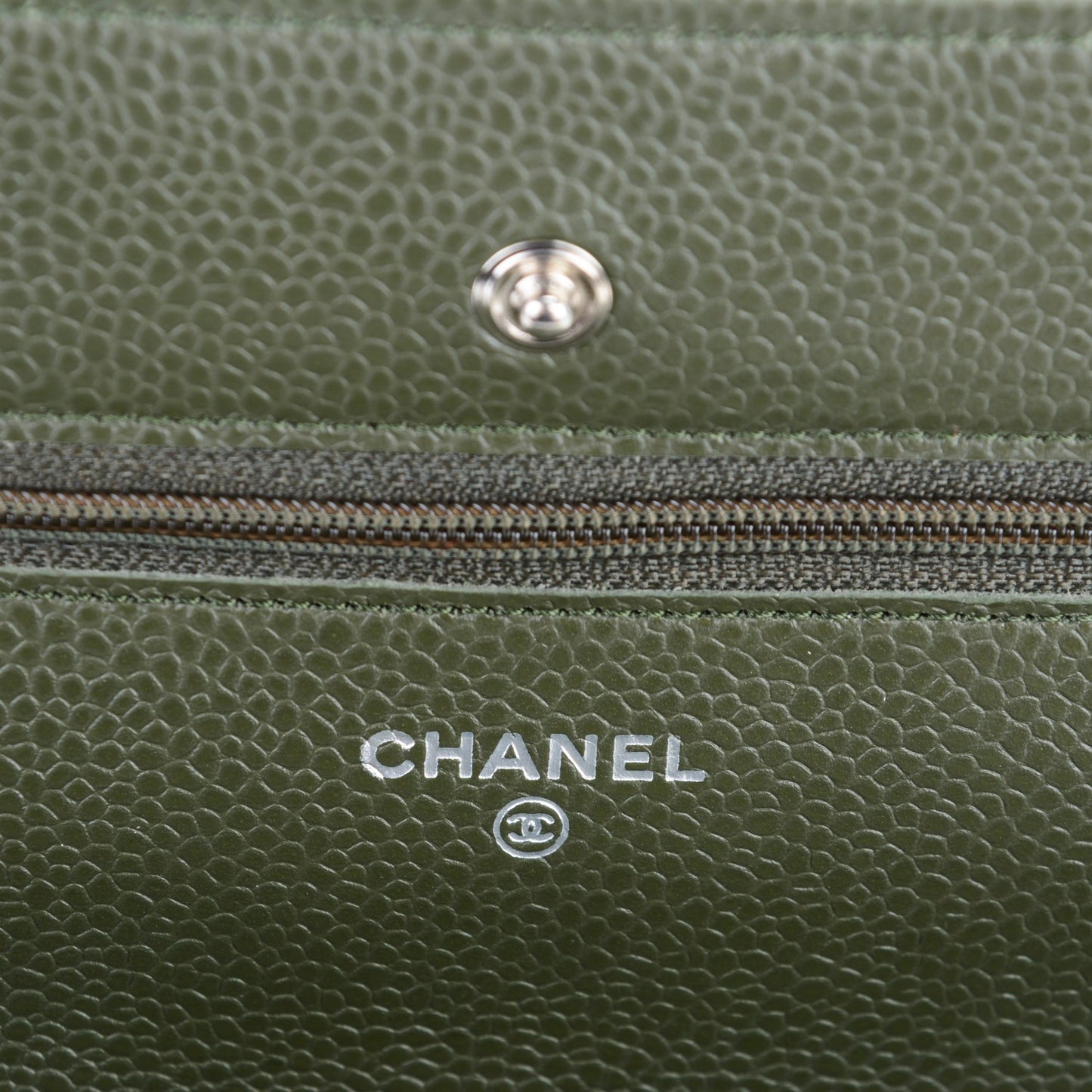 Caviar Quilted Wallet On Chain WOC Dark Green