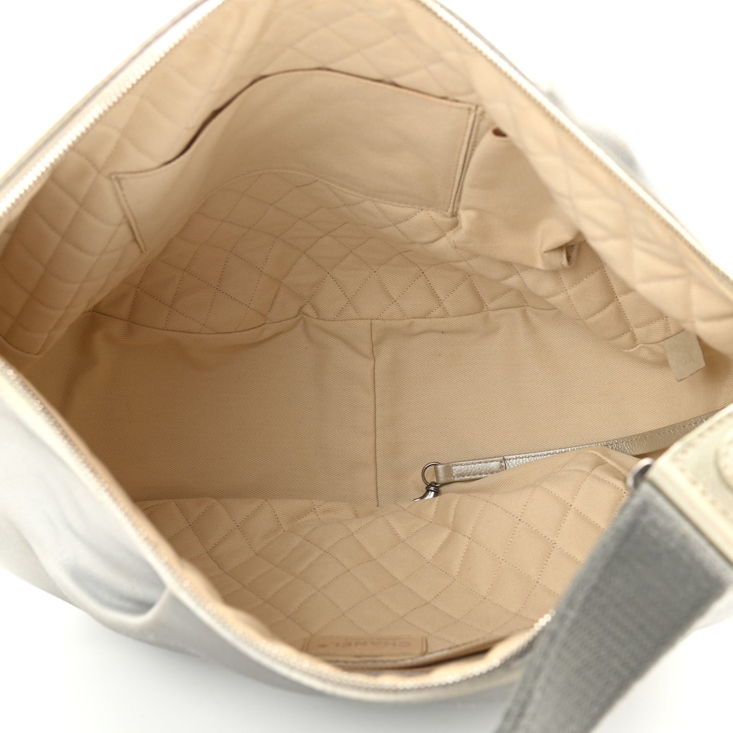 Satin Caviar CC Hobo Silver
