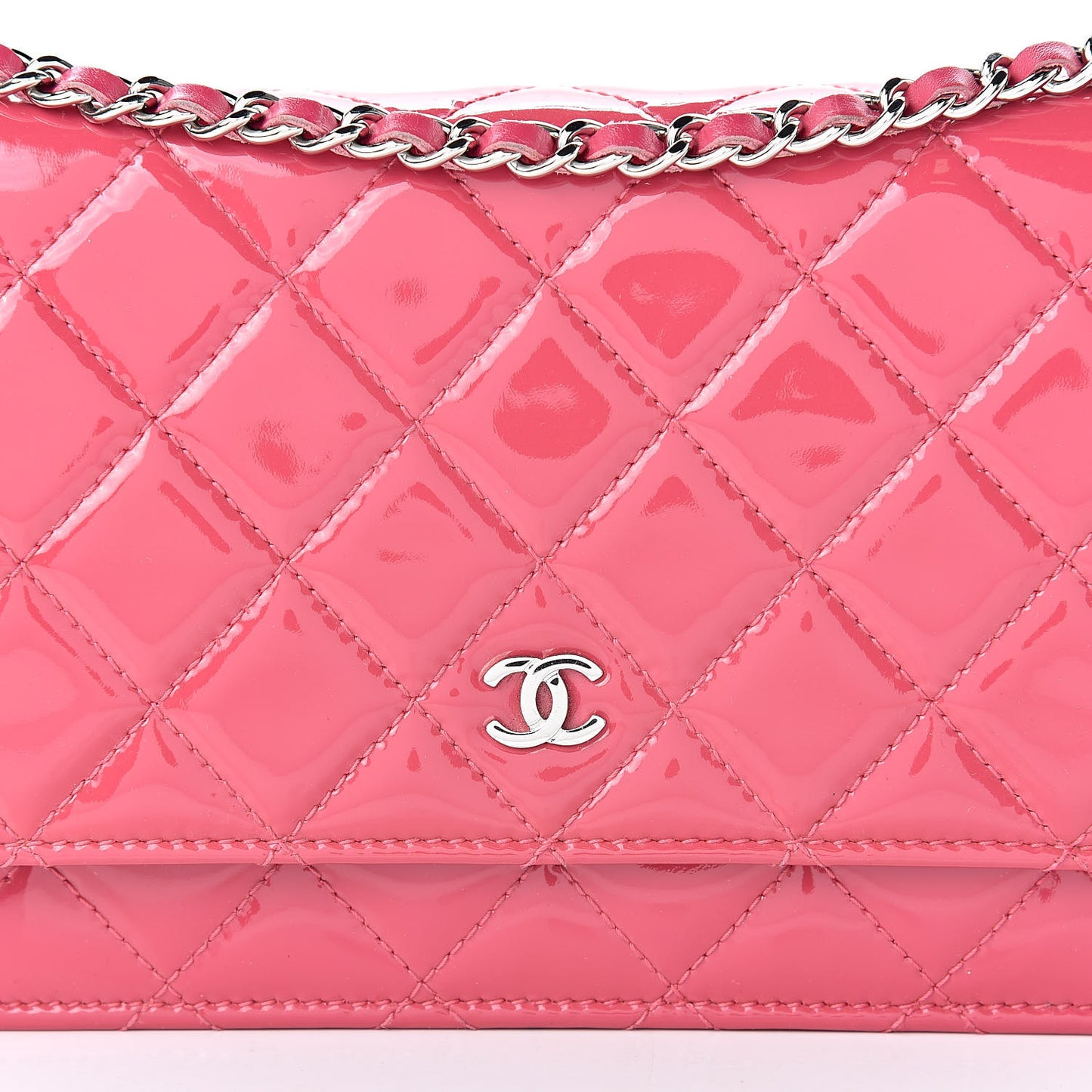 Patent Quilted Wallet On Chain WOC Fuchsia
