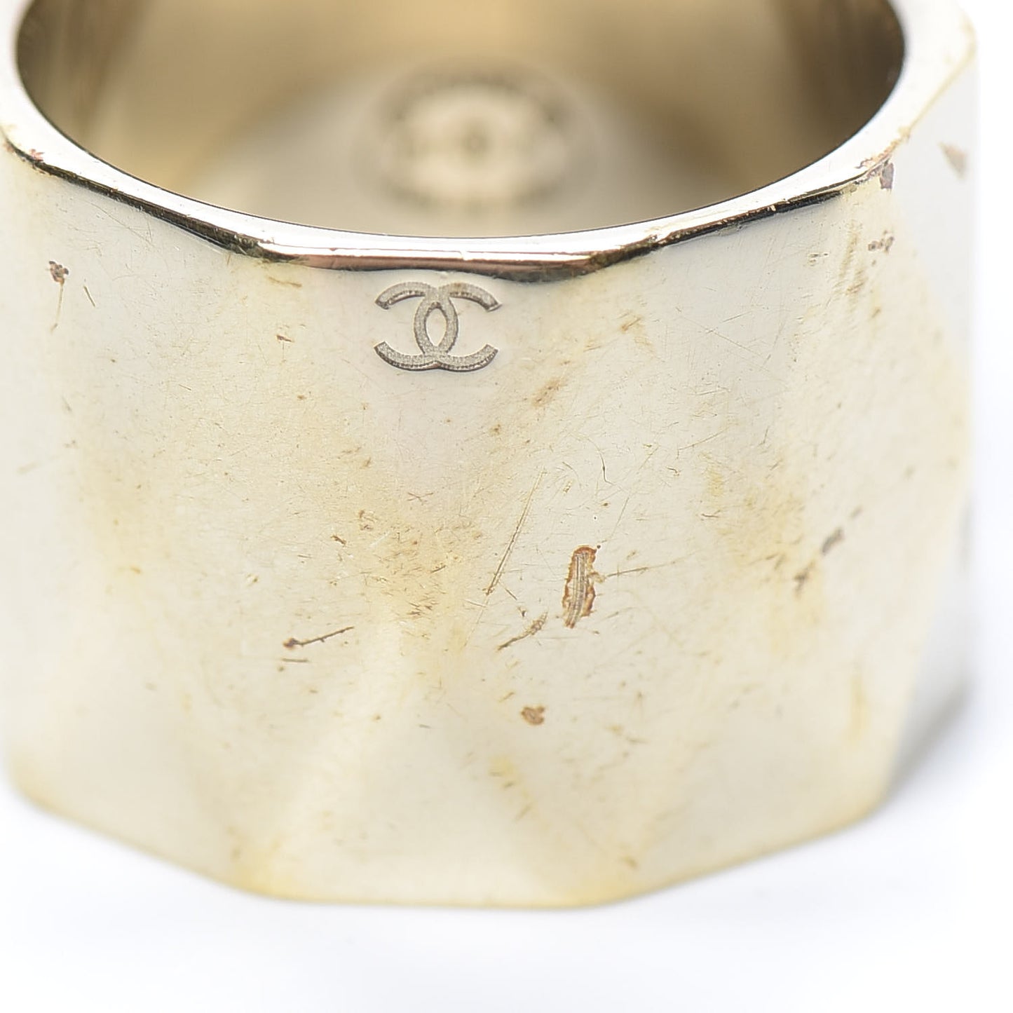 Quilted Metal CC Ring 6.75 Gold