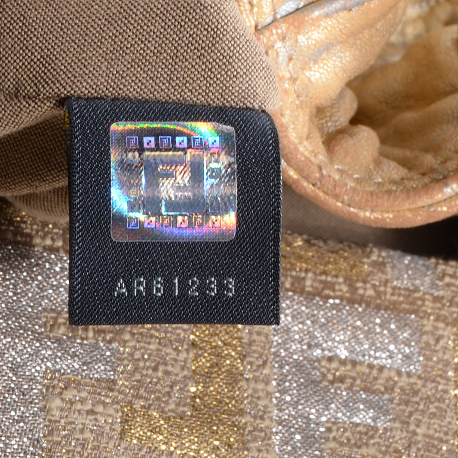 Fendi Nappa Nuvolata Bimetal Spy Oro Argento 7 of 9