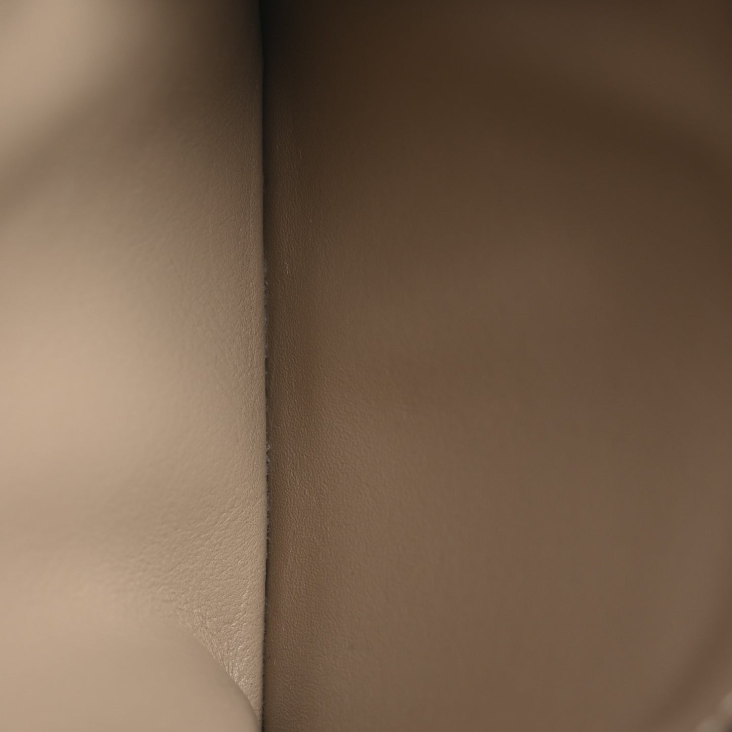 Soft Grained Calfskin Coin Card Holder Toffee