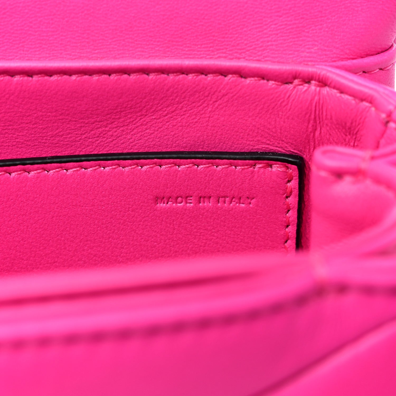 Valentino Garavani Nappa One Stud Chain Clutch Pink PP 7 of 9