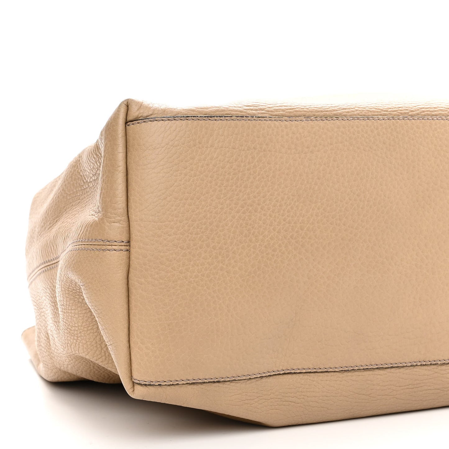 Pebbled Calfskin Large Soho Chain Shoulder Bag Camelia
