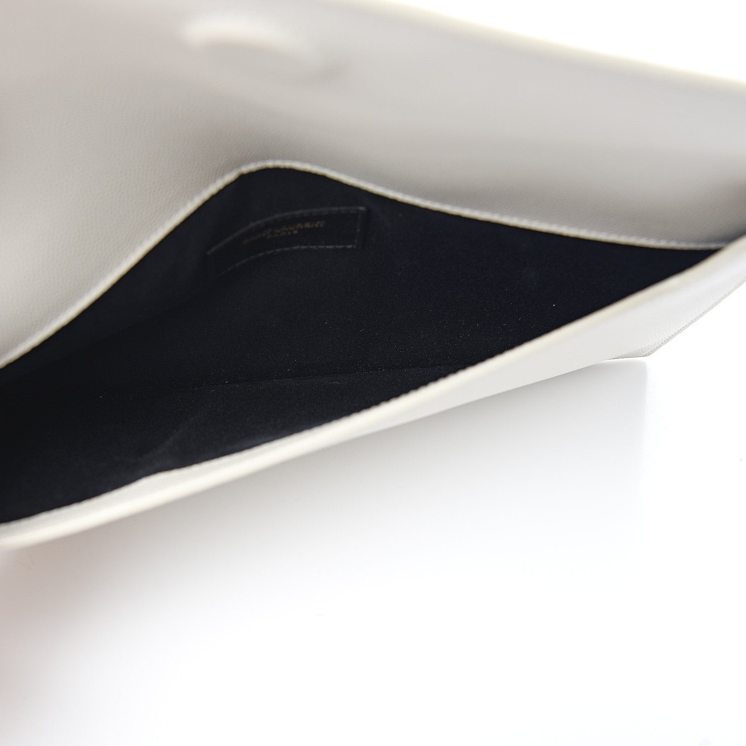 Saint Laurent Grain De Poudre Uptown Pouch Crema Soft 4 of 6