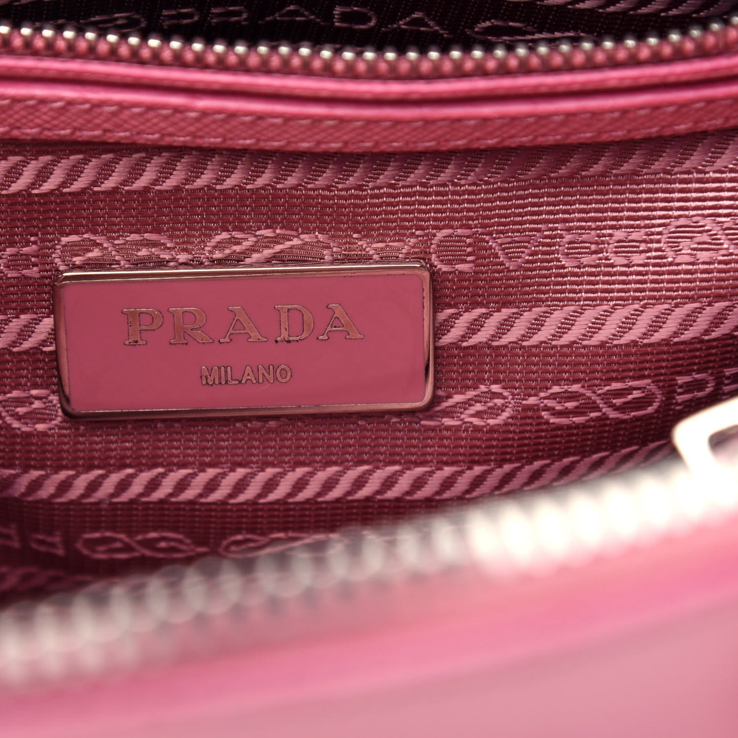 Saffiano Lux Small Promenade Tote Petalo