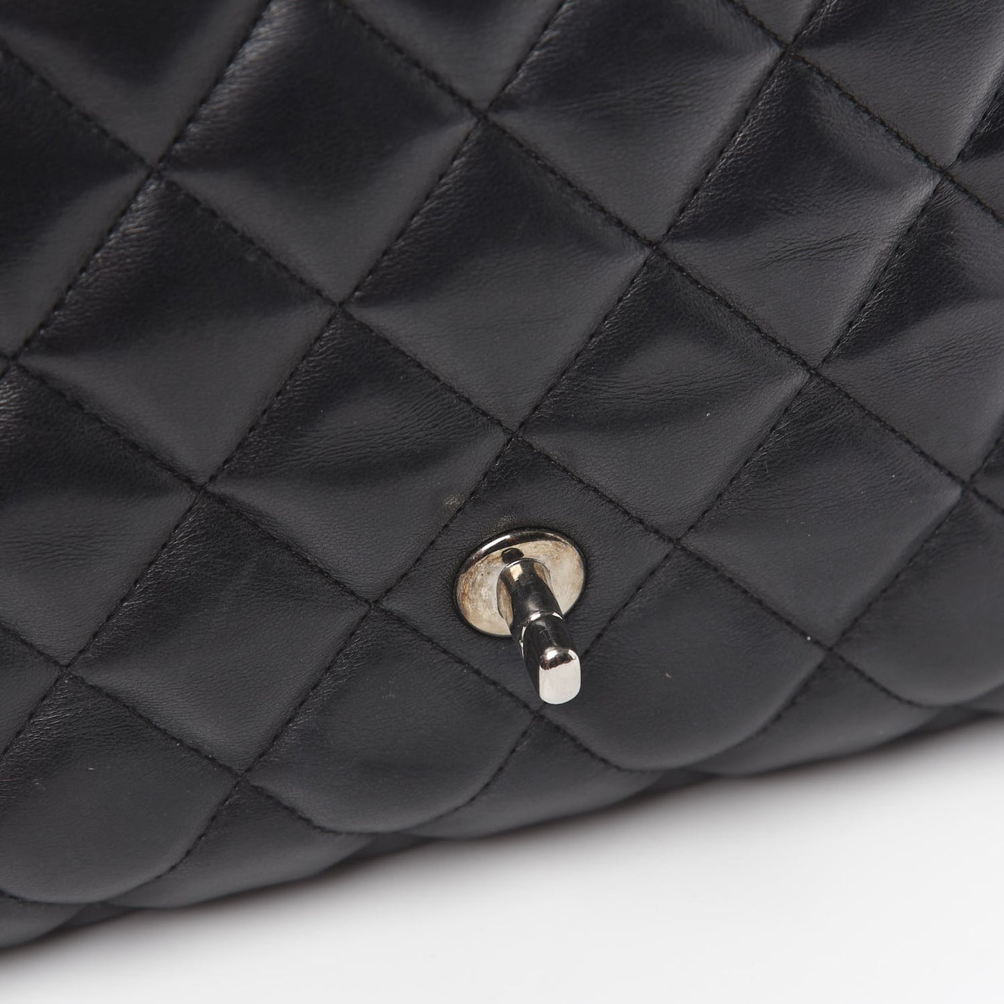 Lambskin Quilted Jumbo Single Flap Black