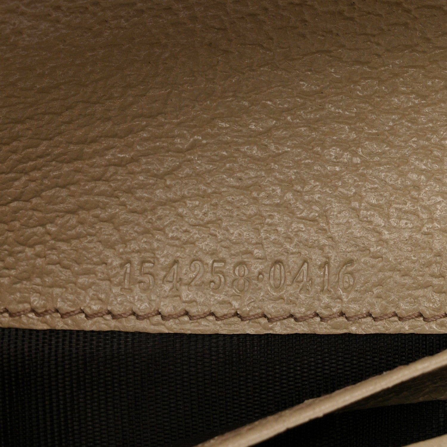 Gucci Monogram Two Fold Wallet Beige 7 of 10