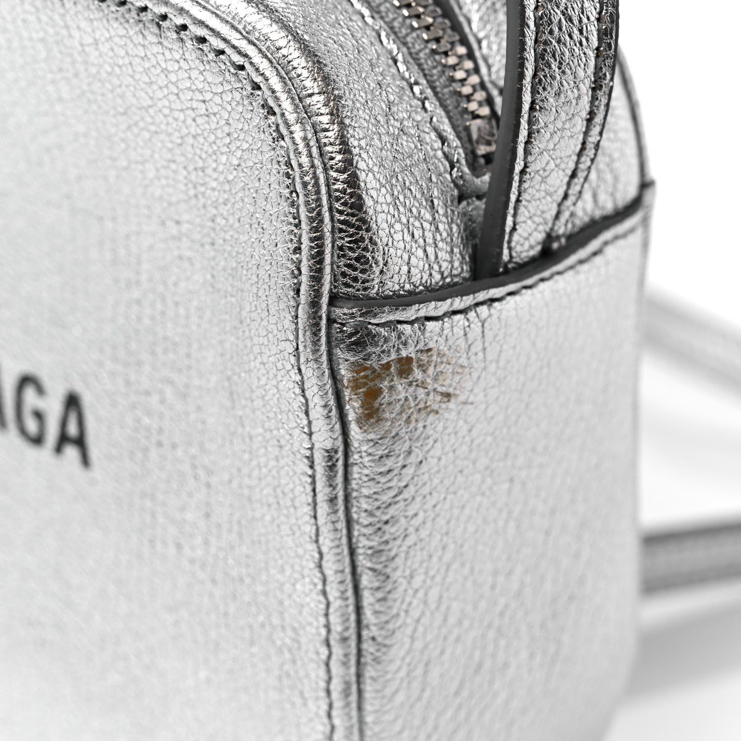 Metallic Goatskin Logo XS Everyday Camera Bag Argent Black