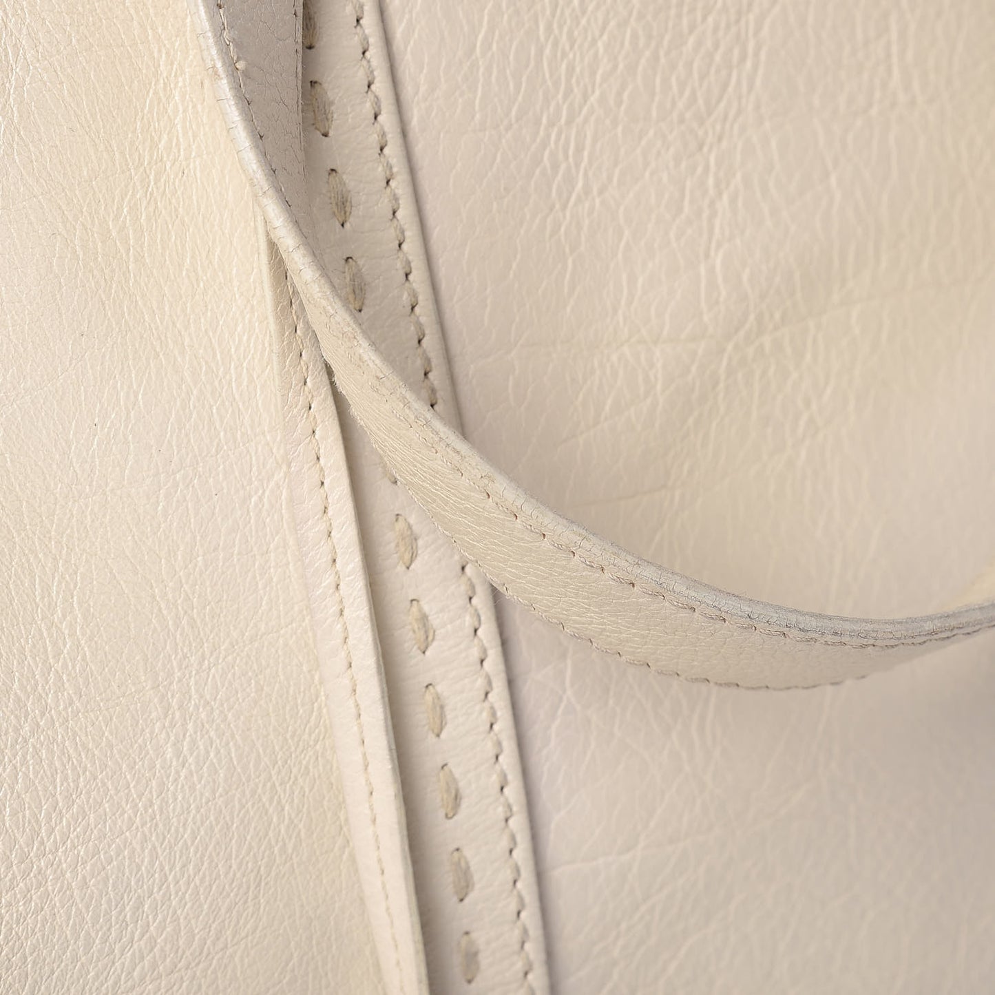 Calfskin Oversized Muse Ivory