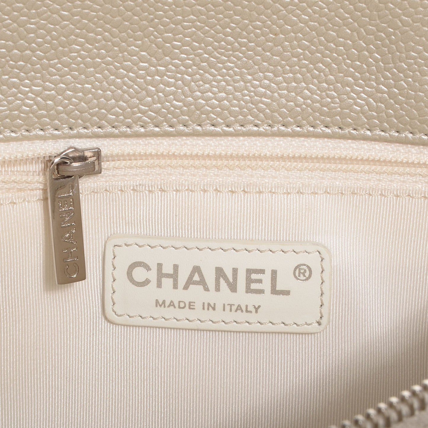 Caviar Quilted Grand Shopping Tote GST Pearl