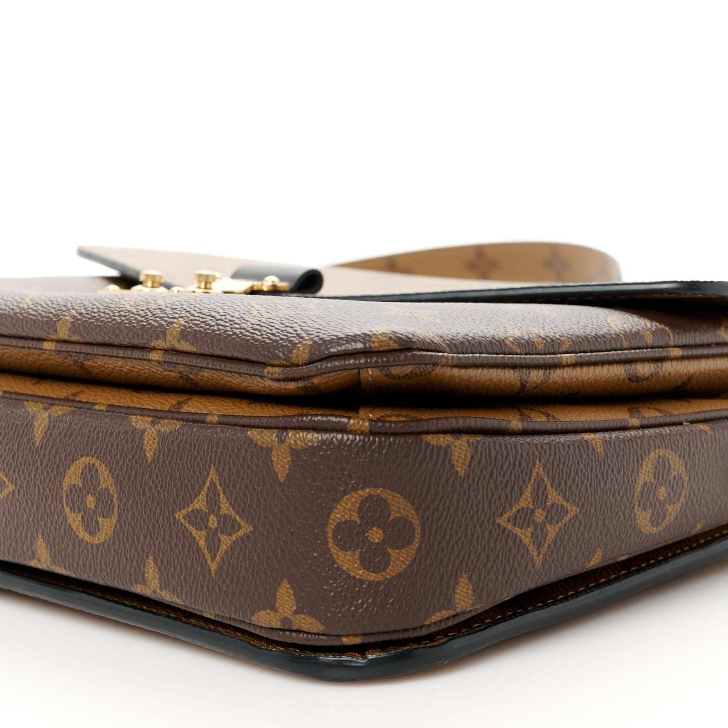 Reverse Monogram Pochette Metis