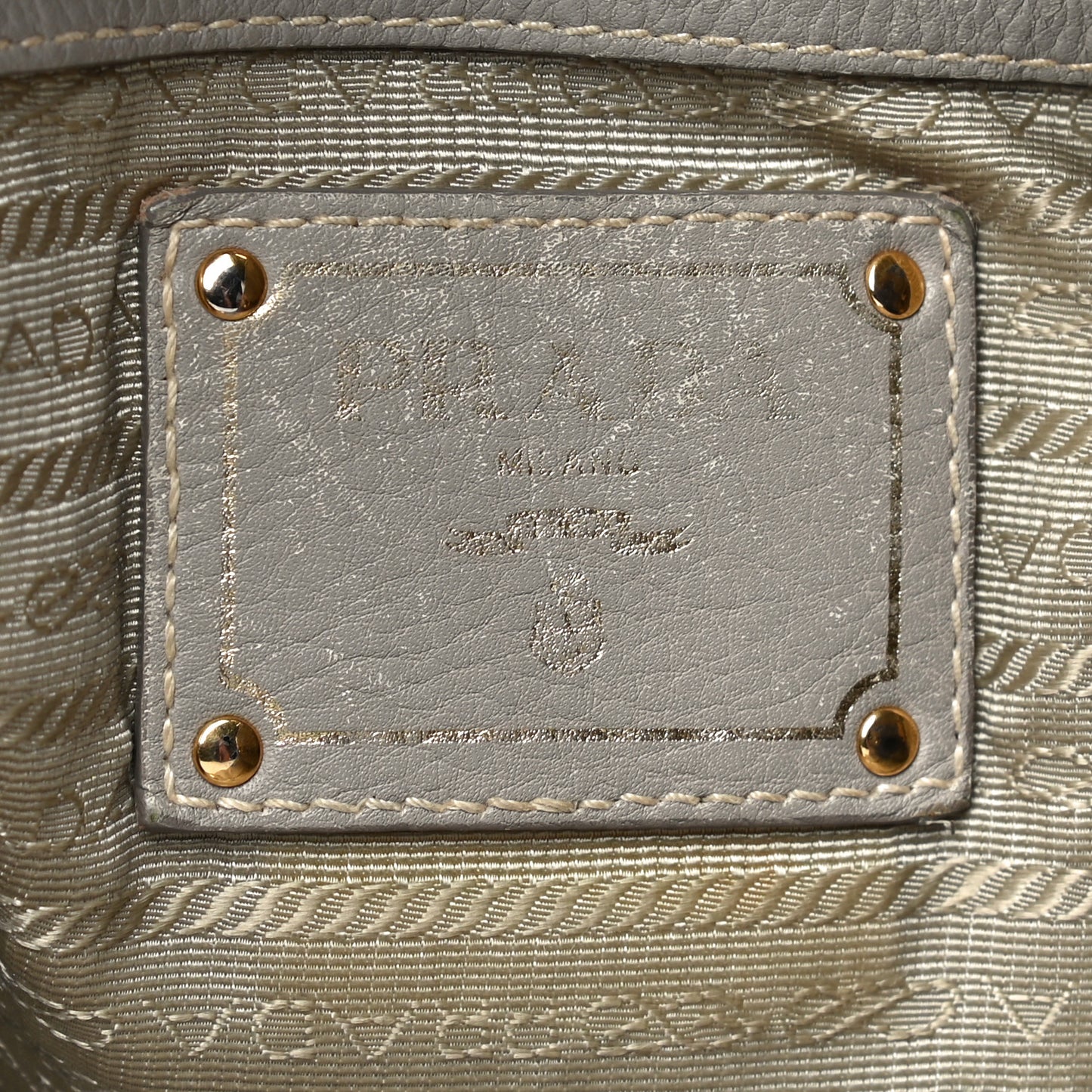 Vitello Daino Shoulder Bag Argilla