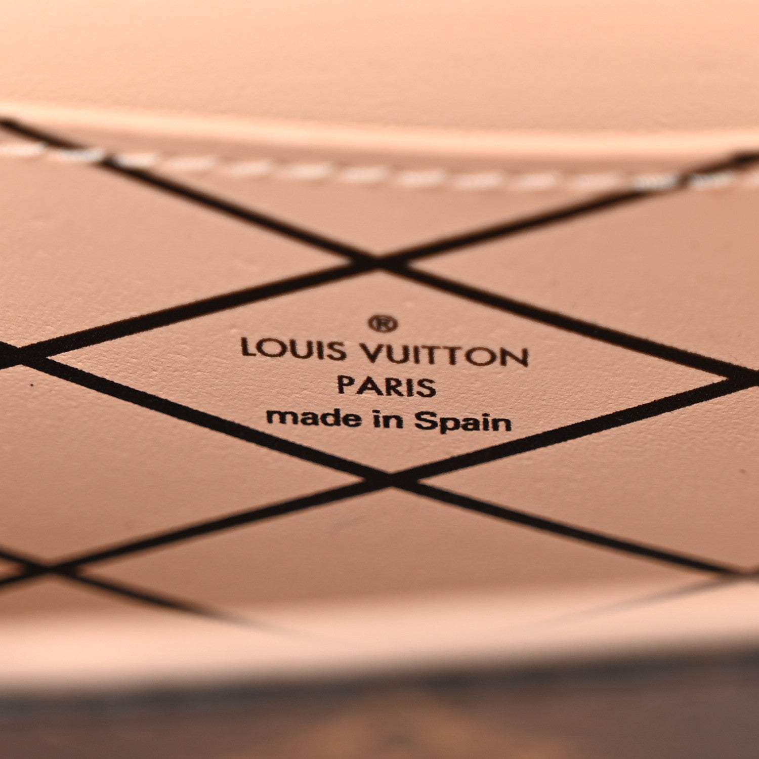 Louis Vuitton Monogram Essential Trunk NM Black 6 of 10