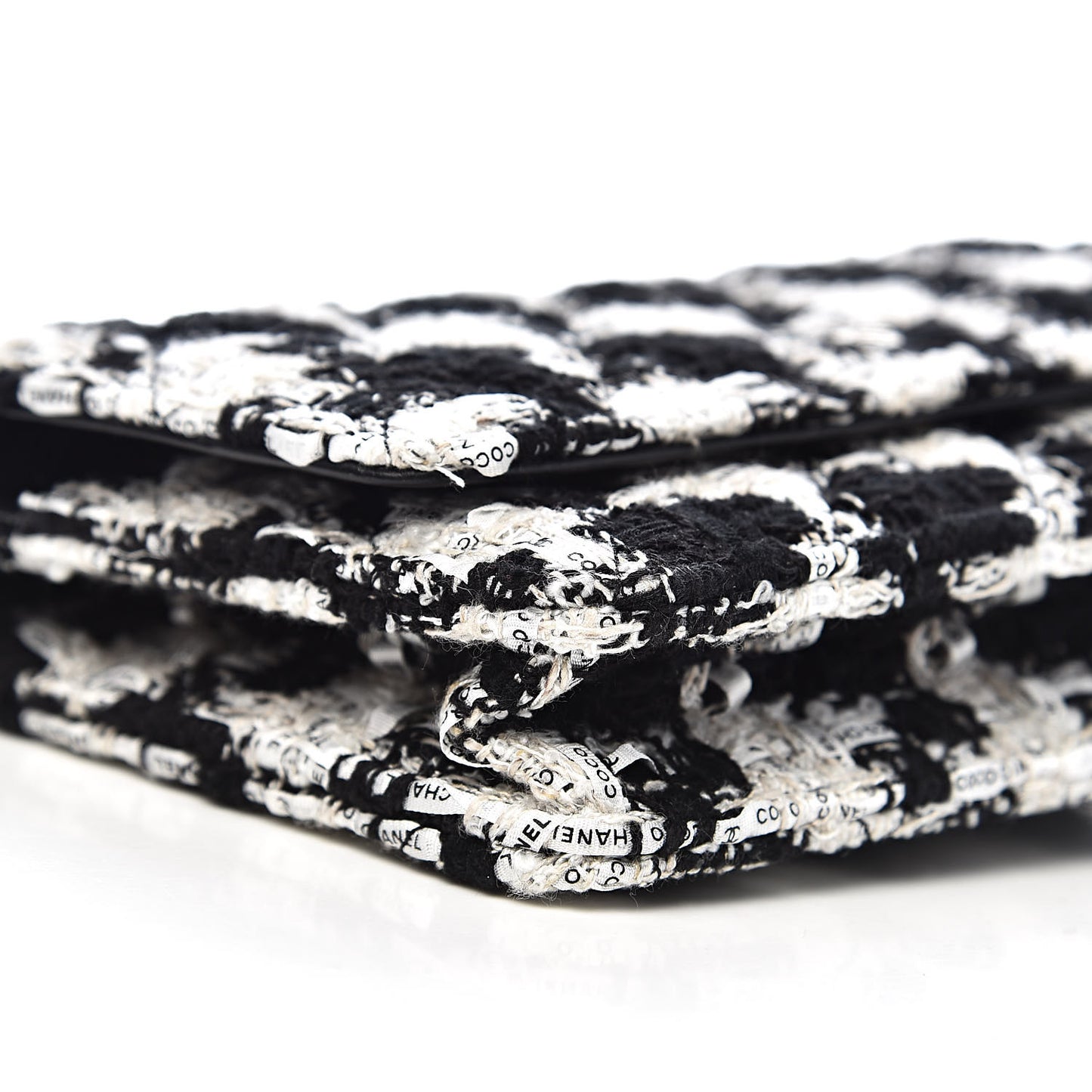 Tweed Quilted Wallet On Chain WOC Black Ecru White