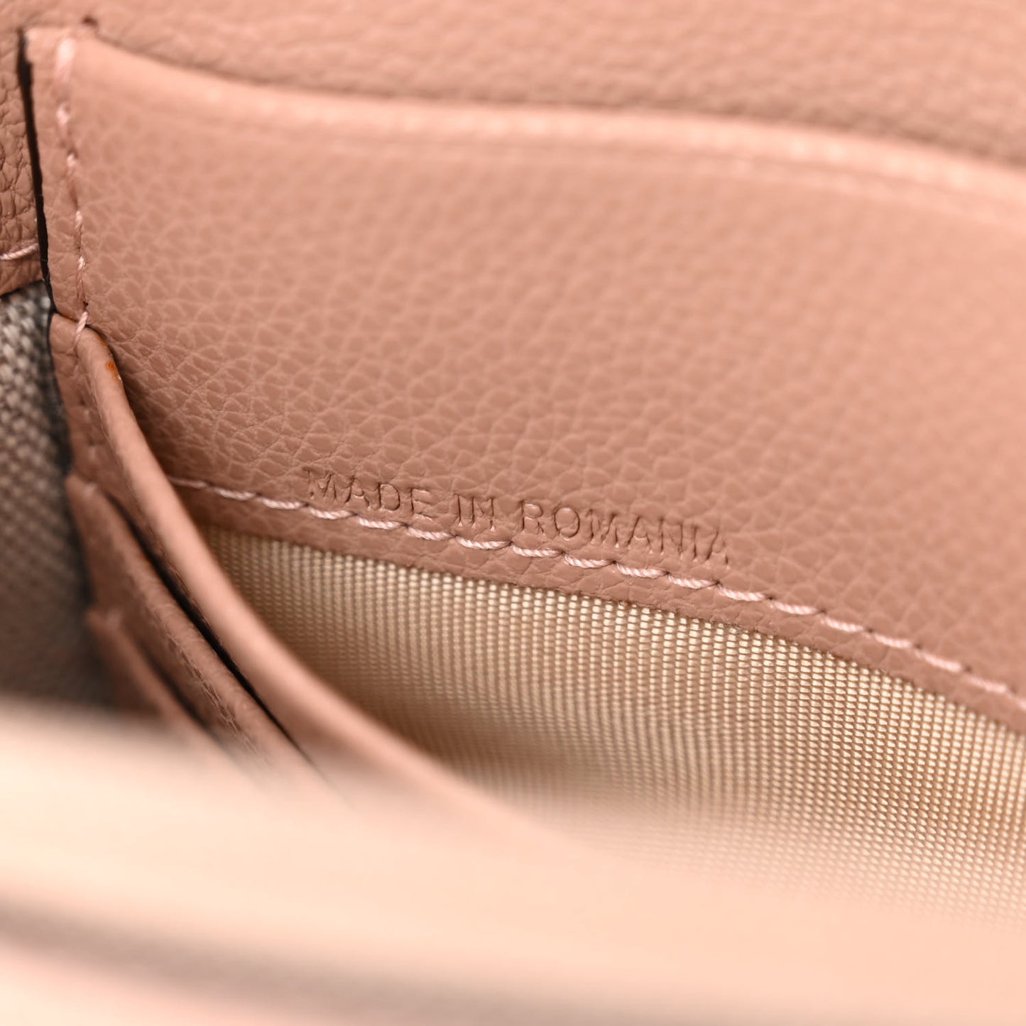 Grainy Calfskin Crystal Cheri Wallet On Chain Bag Powder Pink