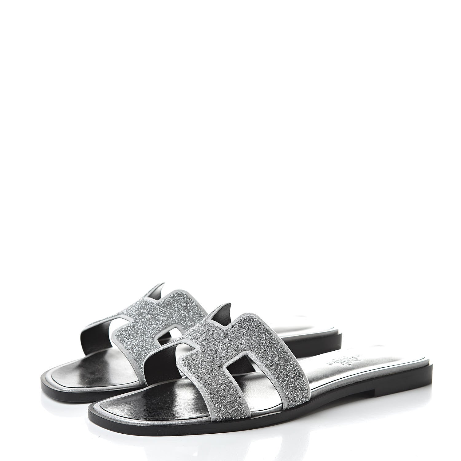 Hermes Suede Goatskin Crystal Powder Oran Sandals 35.5 Argento 3 of 9