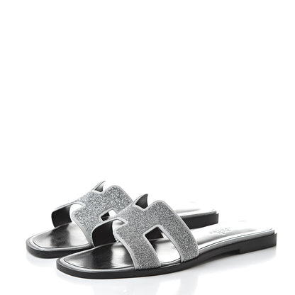 Hermes Suede Goatskin Crystal Powder Oran Sandals 35.5 Argento 3 of 9
