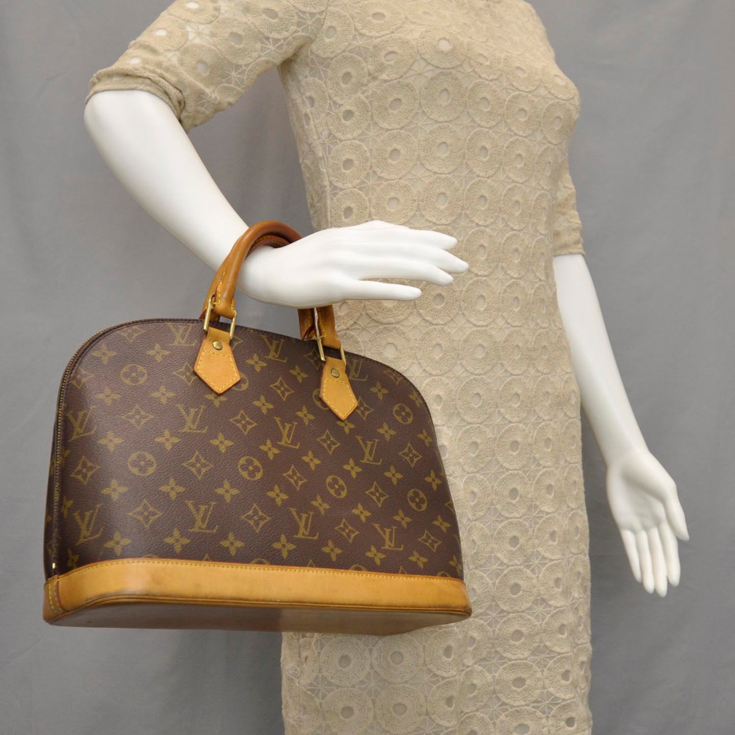 Monogram Alma PM