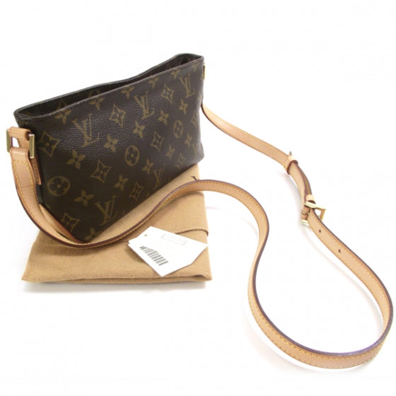 Louis Vuitton Monogram Trotteur 3 of 9