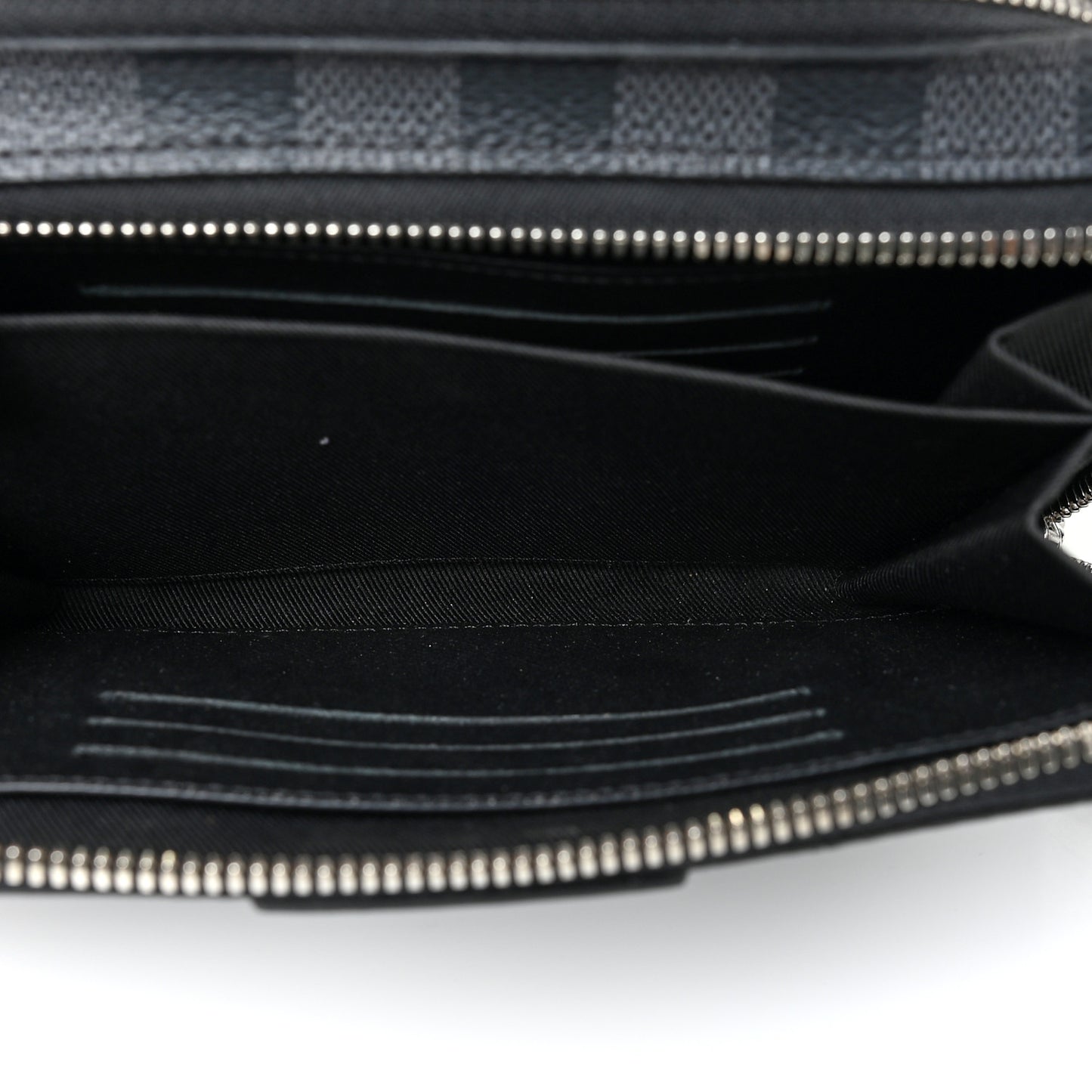 Damier Graphite Alpha Wearable Wallet