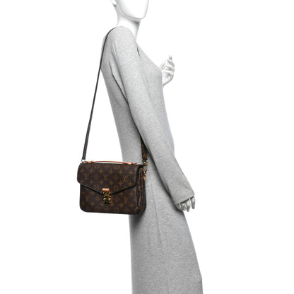 Louis Vuitton Monogram Pochette Metis 2 of 9