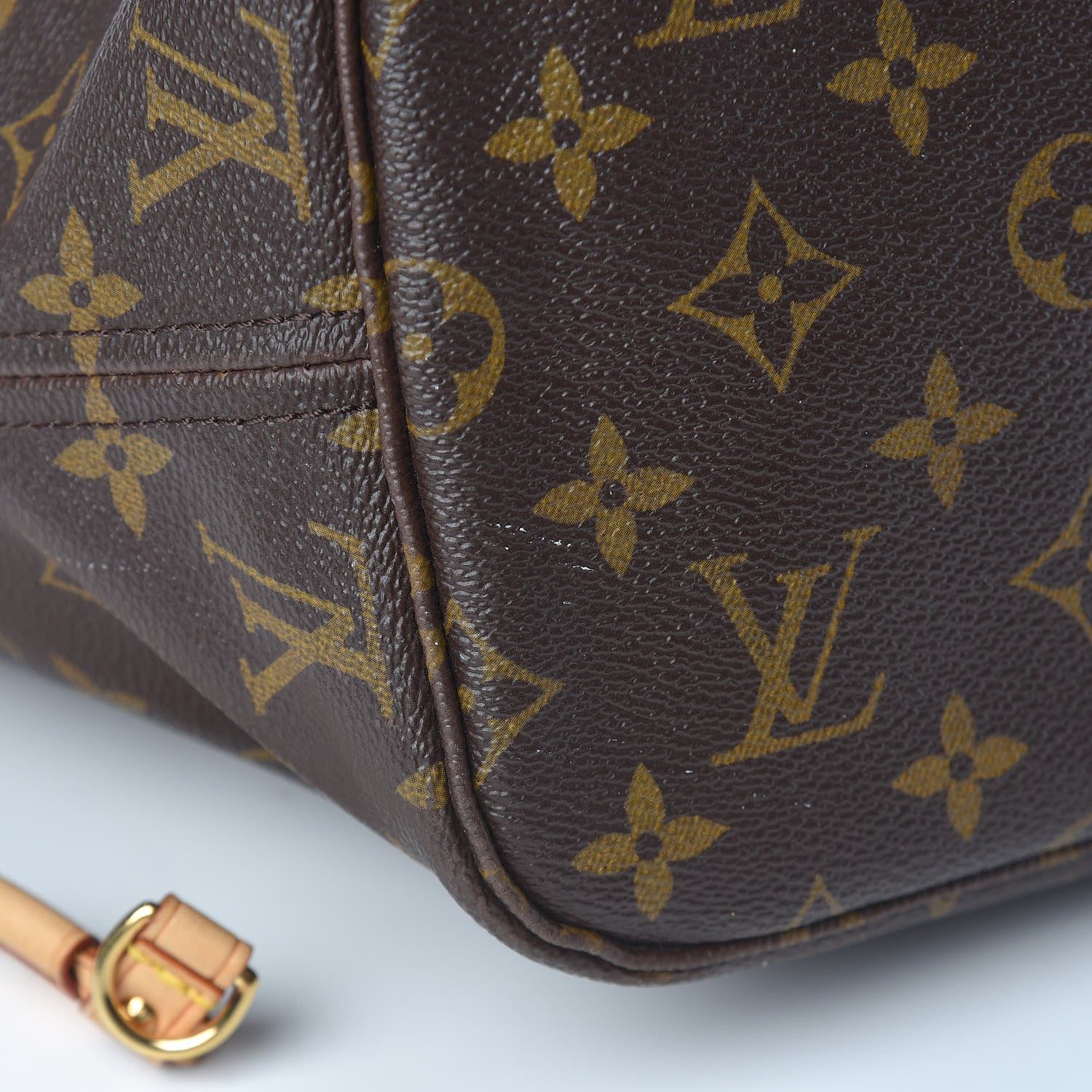 Louis Vuitton Monogram Neverfull MM 15 of 20