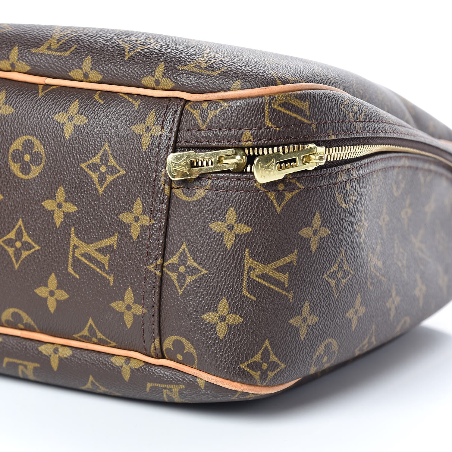 Louis Vuitton Monogram Excursion Shoe Bag 6 of 10
