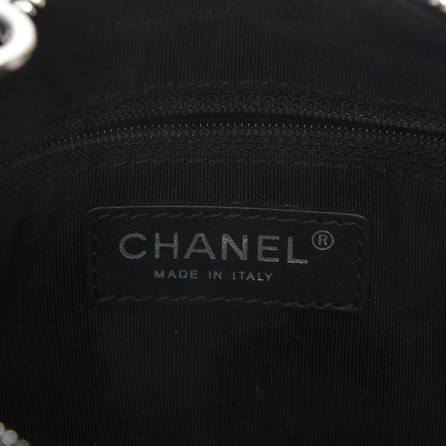 Caviar Quilted Medium Business Trip Camera Bag Black