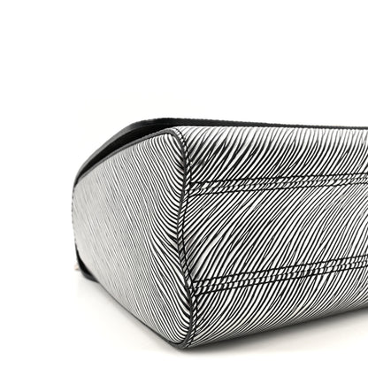 Louis Vuitton Epi Twist Shoulder Bag MM Argent 7 of 8