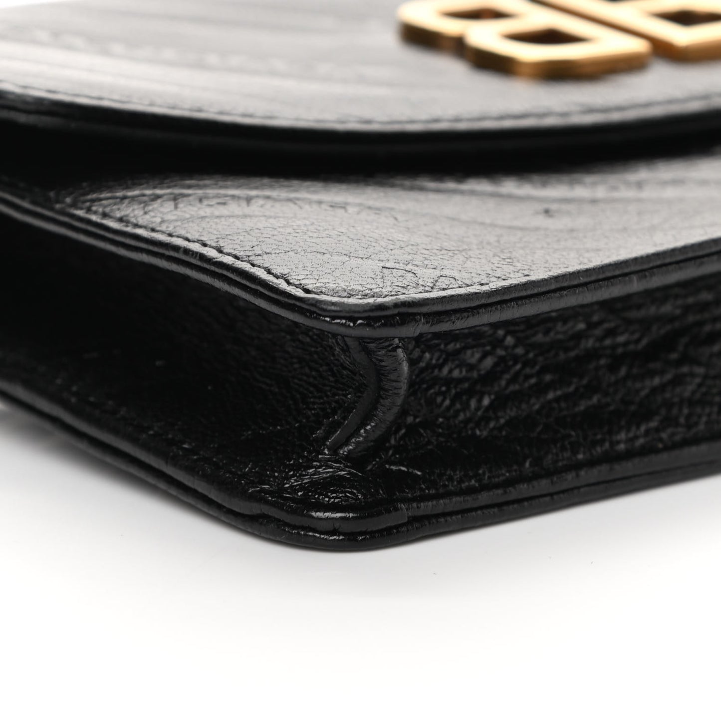 Shiny Goatskin Logo Embossed BB Wallet On Chain Black