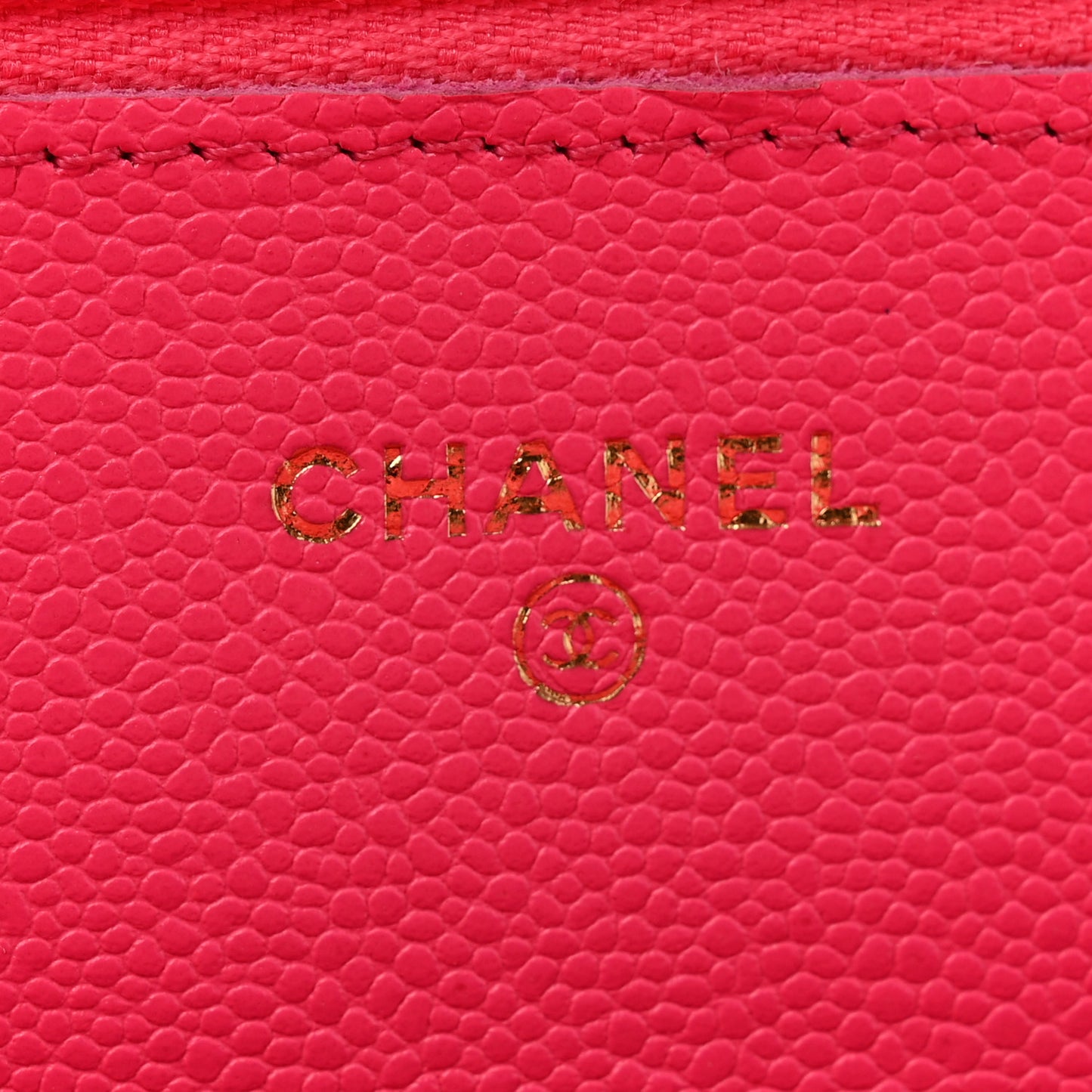 Caviar Quilted Wallet on Chain WOC Fuchsia